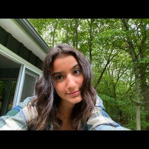 Meet your Posher, Kariena